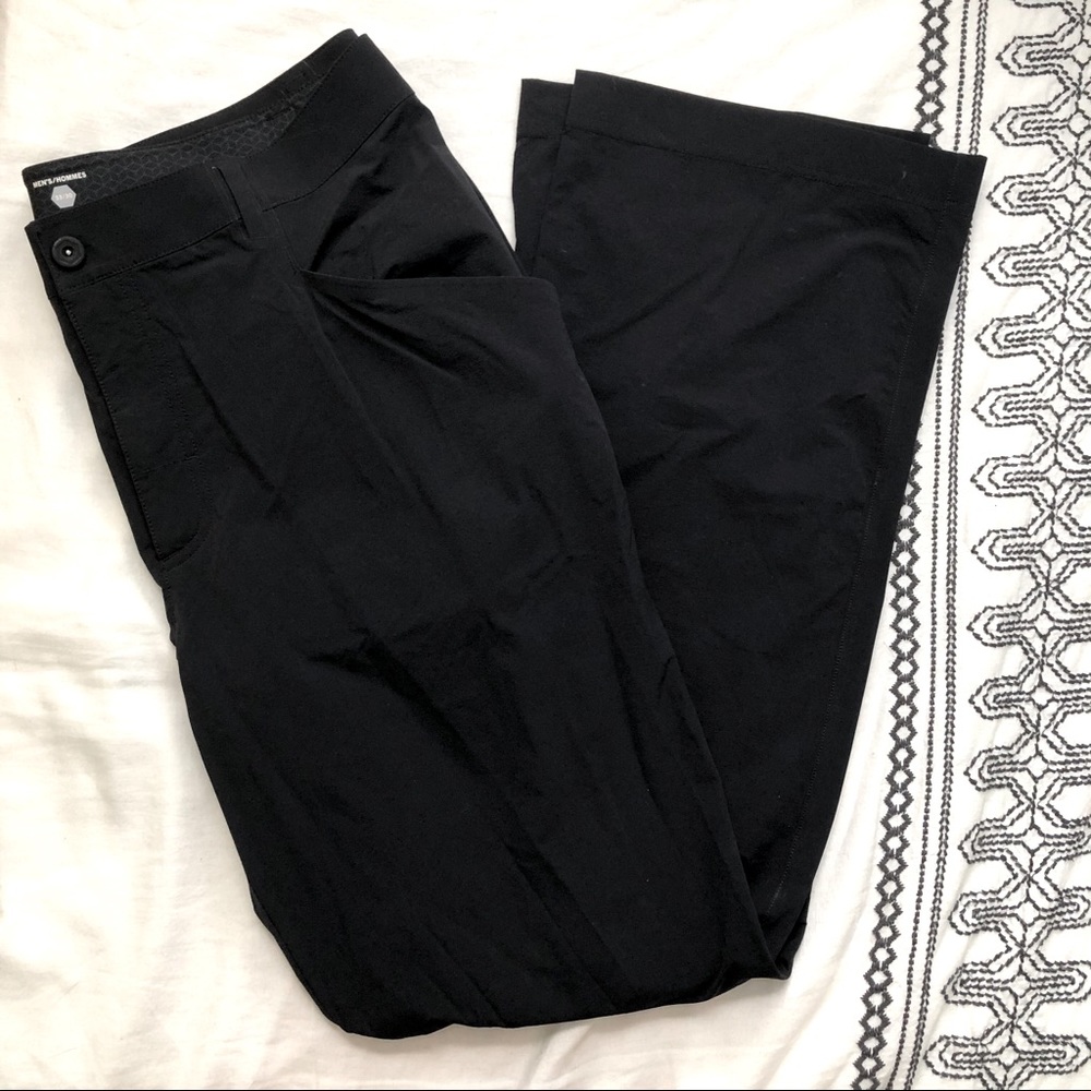 Men’s Mountain Hardware Pants
